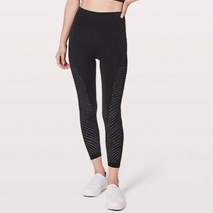 Lululemon Reveal 7/8 Tight *Vortex 25"